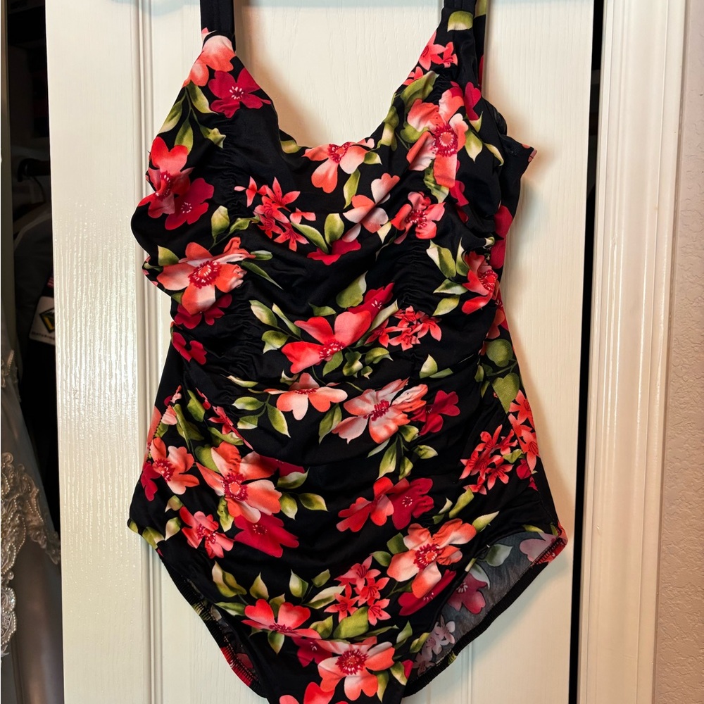 Lands' End Floral Swimsuit with Pink and White Blooms
